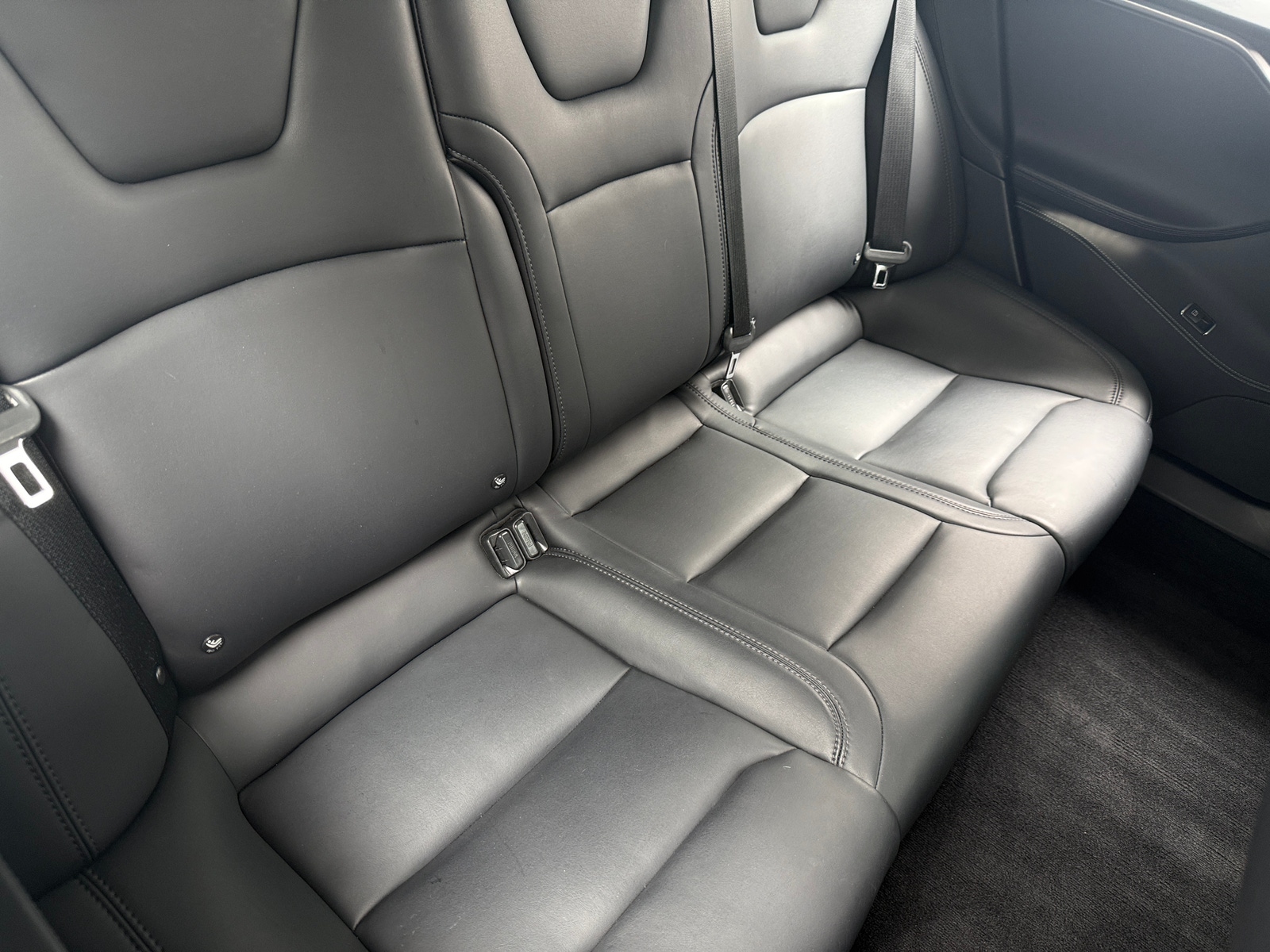 Thumbnail: 2019 Tesla Model S - 5