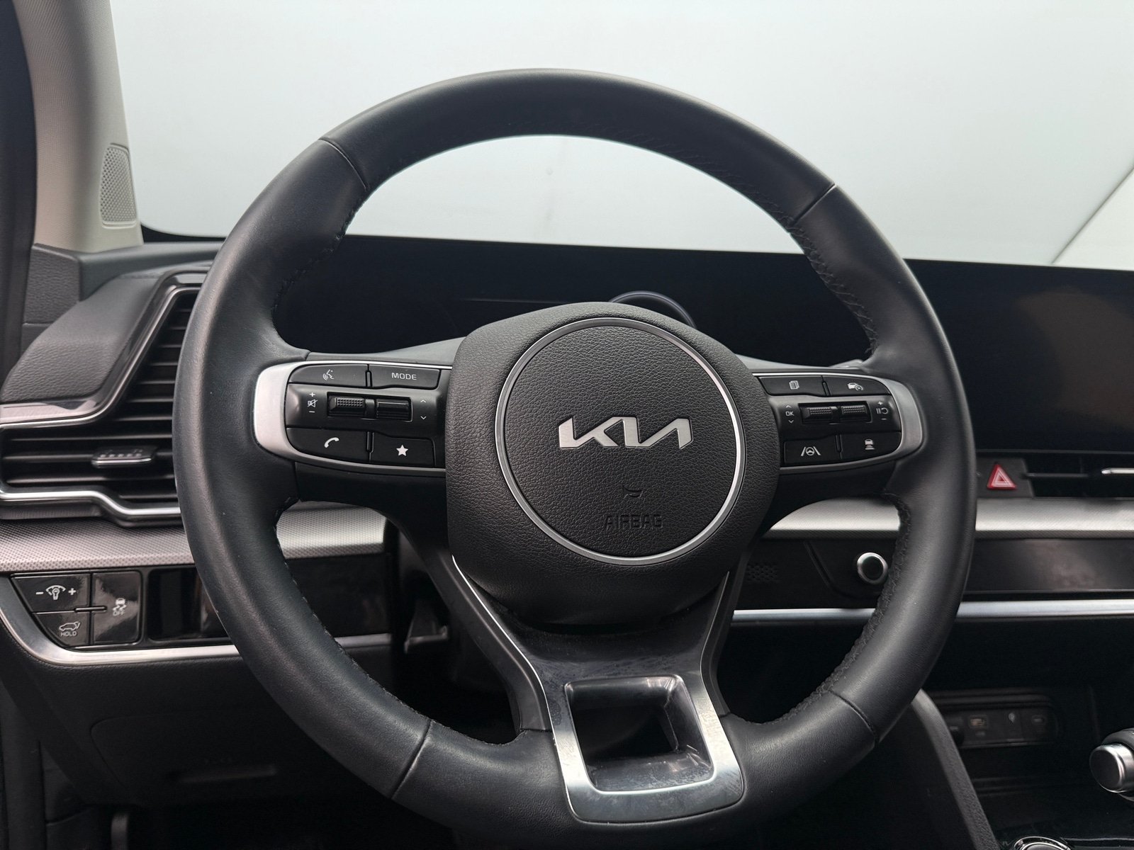 Thumbnail: 2025 Kia Sportage - 4