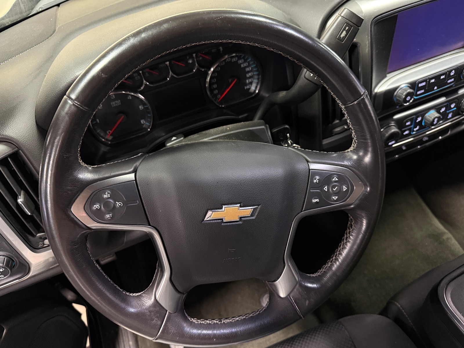 Thumbnail: 2018 Chevrolet Silverado 1500 - 5