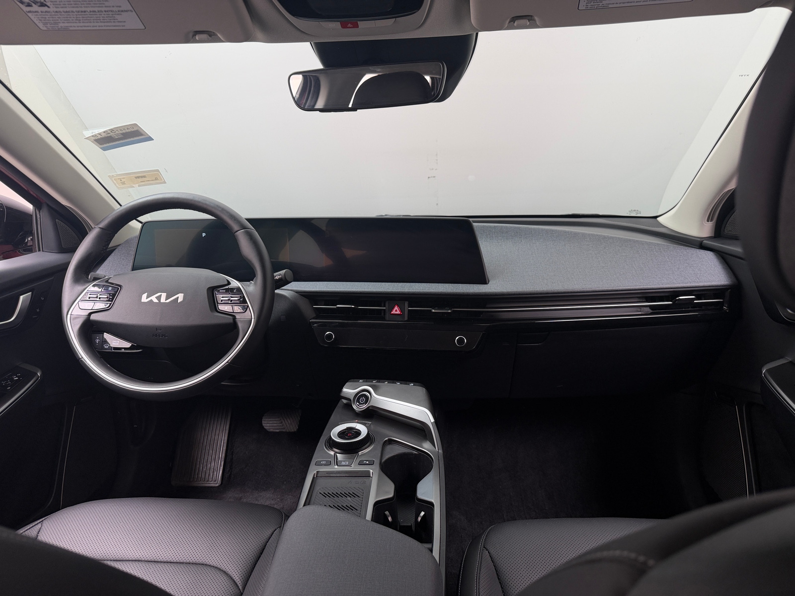 Thumbnail: 2023 Kia EV6 - 2