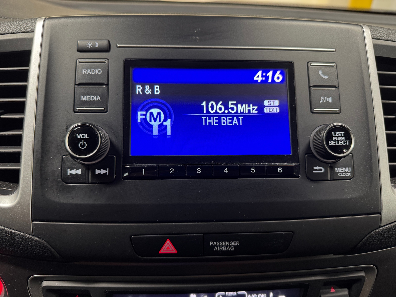 Thumbnail: 2019 Honda Passport - 4