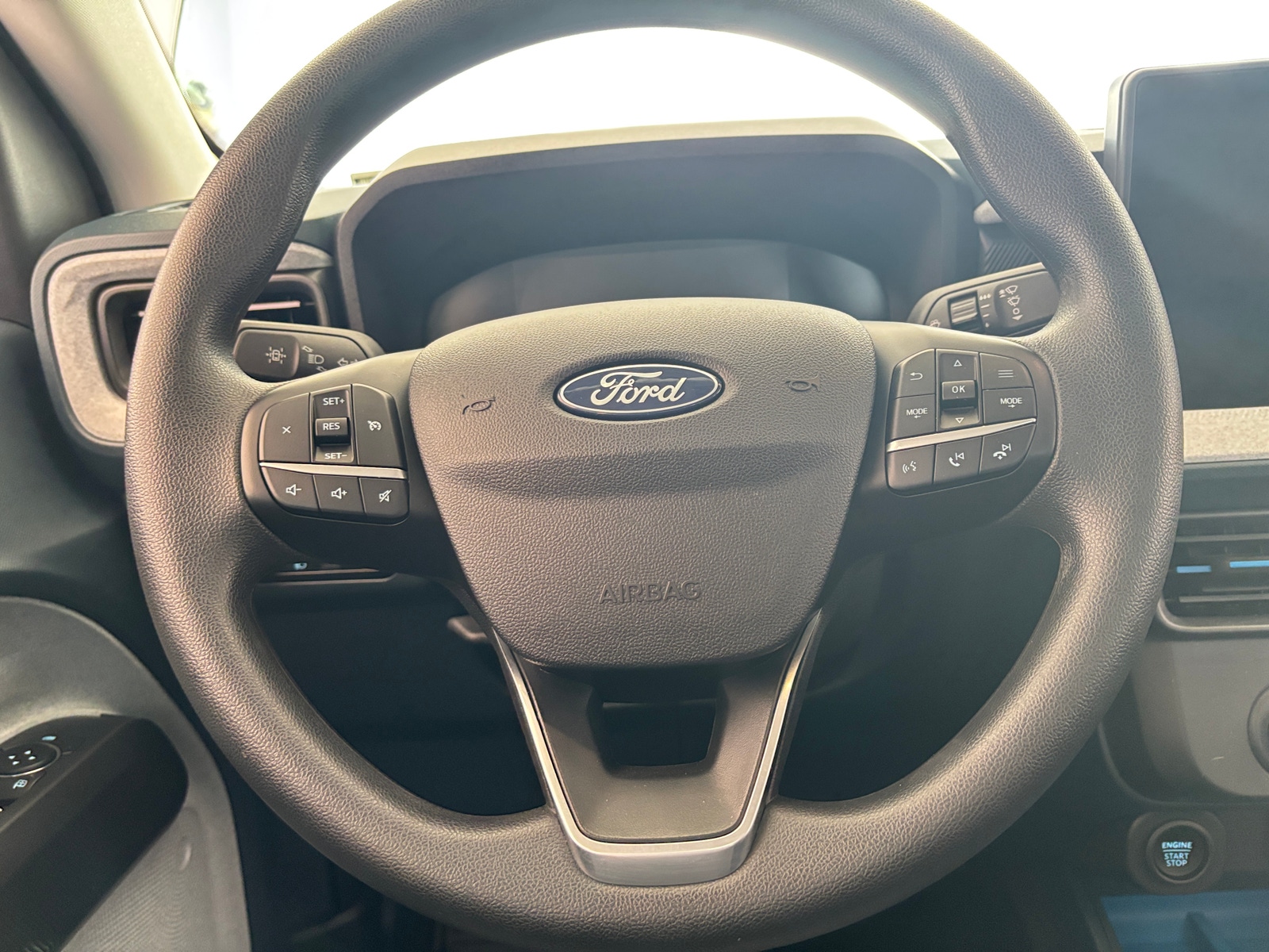 Thumbnail: 2025 Ford Maverick - 5
