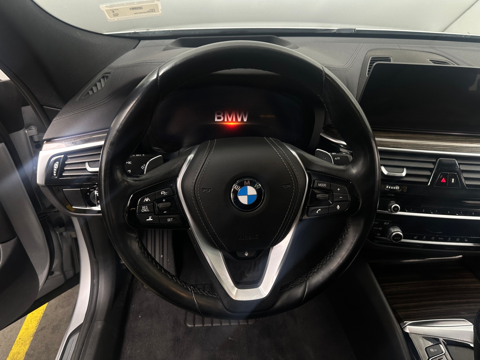 Thumbnail: 2019 BMW 6 Series - 4