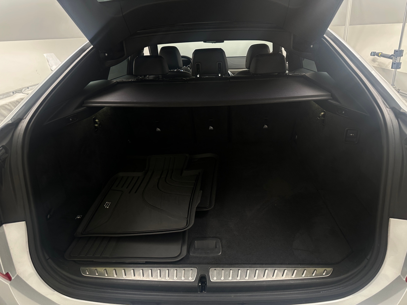 Thumbnail: 2019 BMW 6 Series - 6