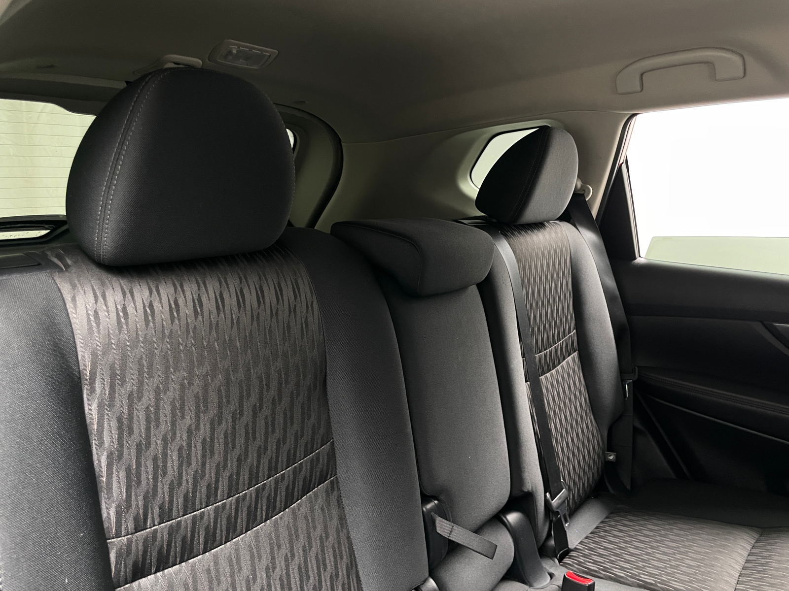 Thumbnail: 2020 Nissan Rogue - 6