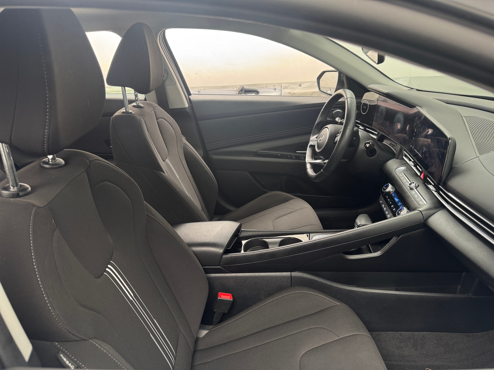 Thumbnail: 2024 Hyundai Elantra - 2