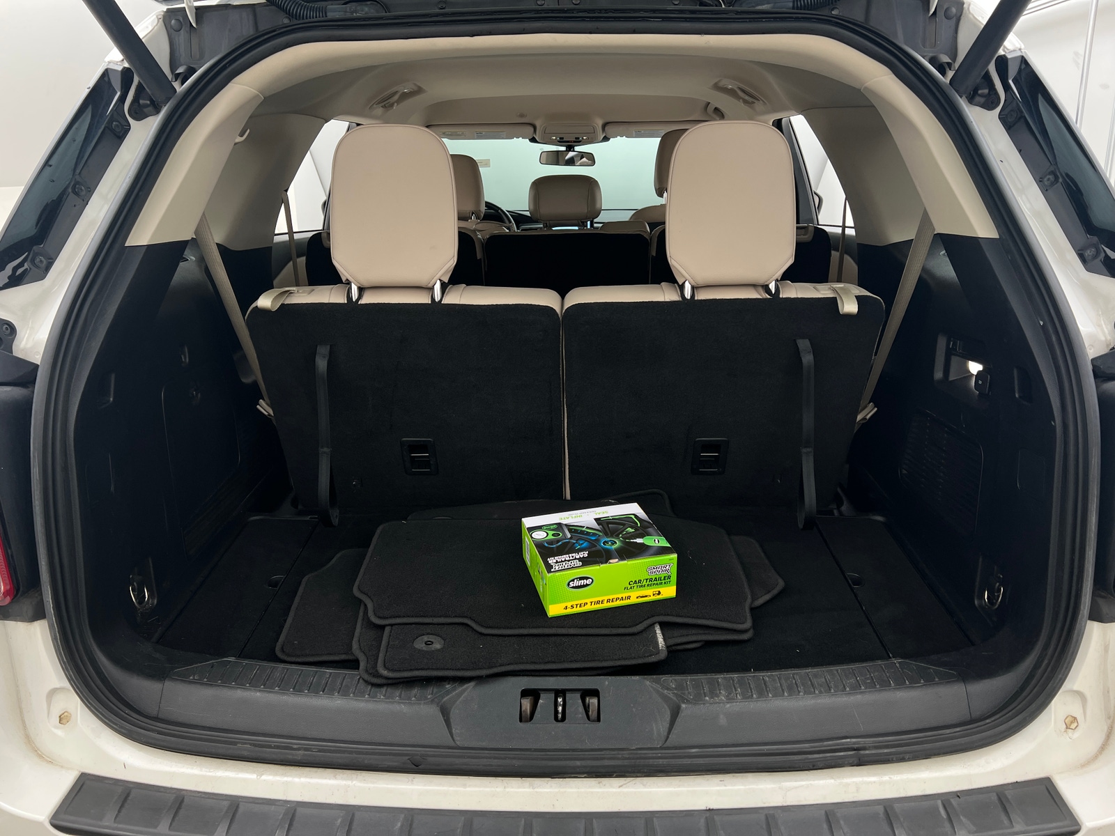 Thumbnail: 2020 Ford Explorer - 6