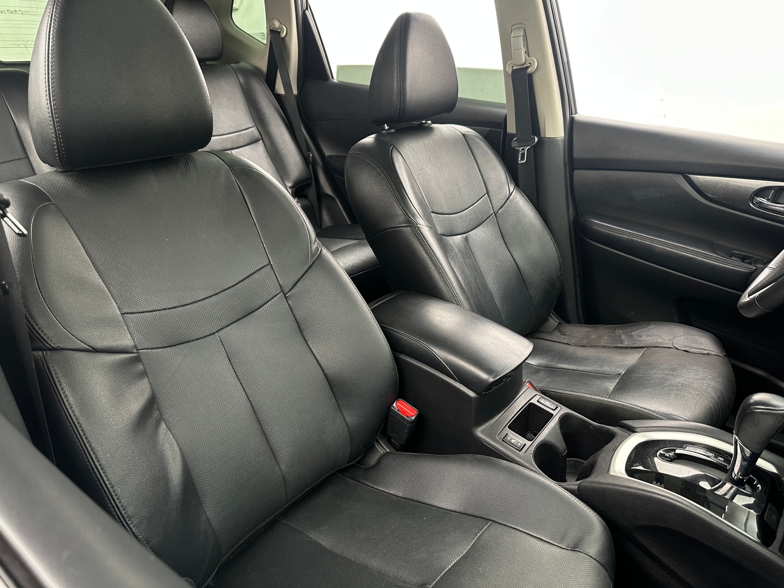 Thumbnail: 2016 Nissan Rogue - 2