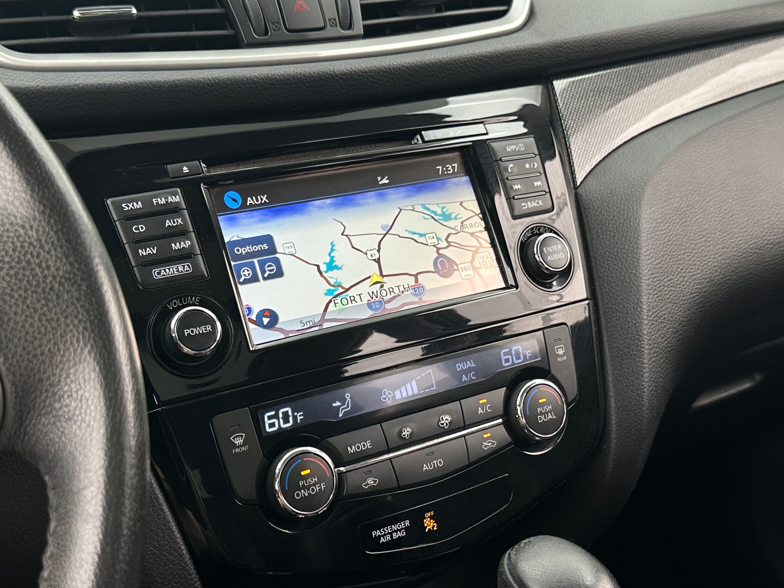 Thumbnail: 2016 Nissan Rogue - 4
