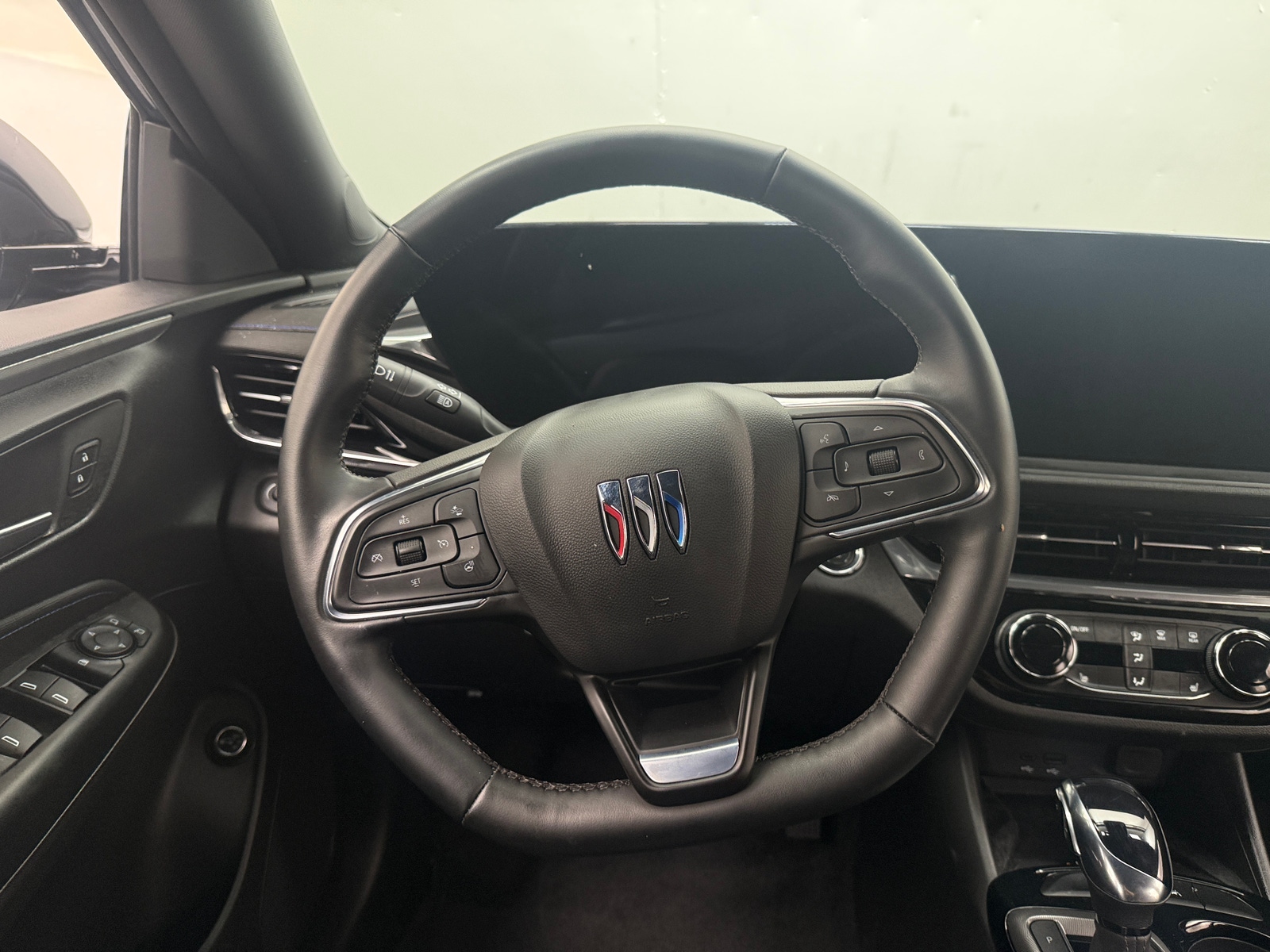 Thumbnail: 2024 Buick Envista - 4