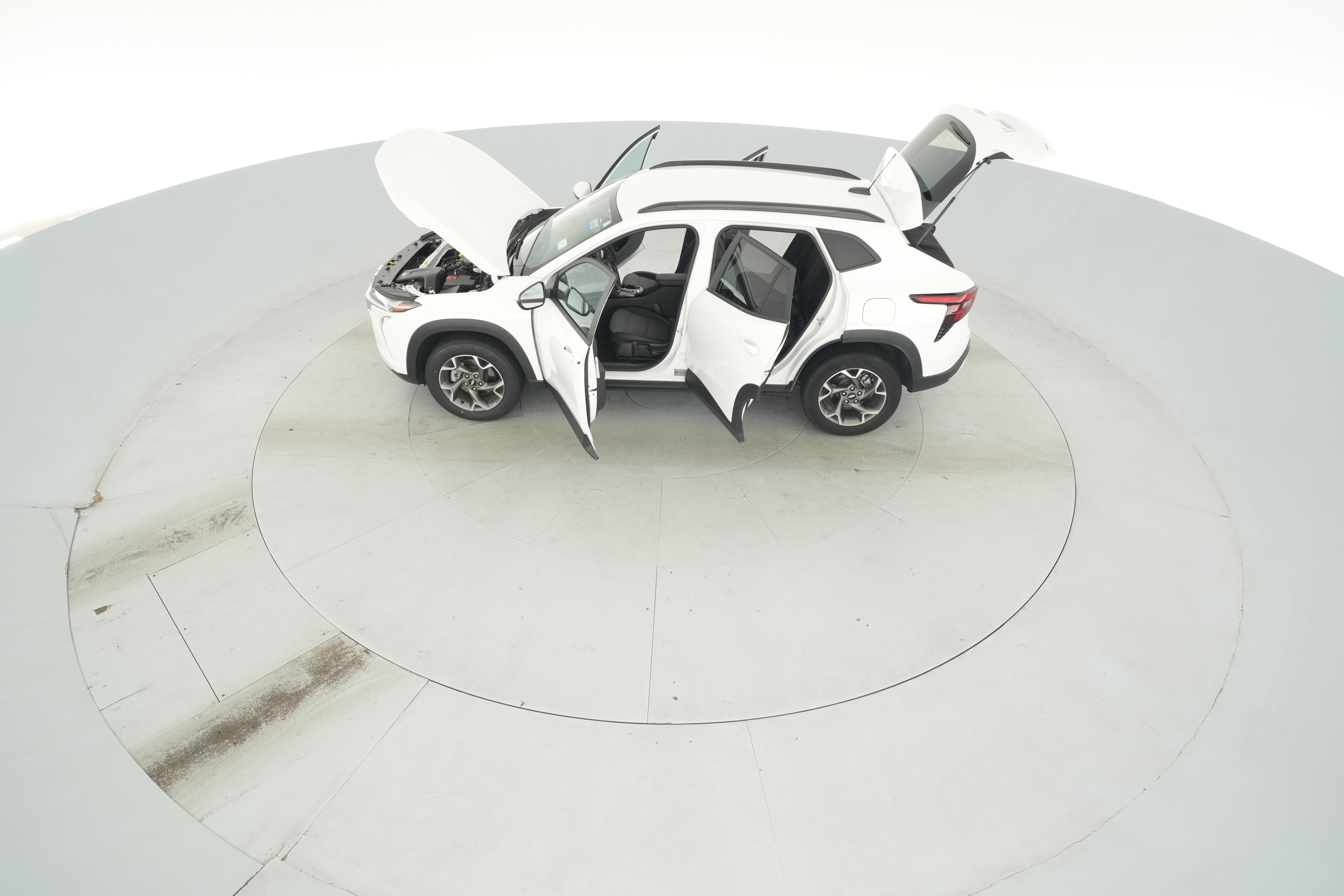 2025 Chevrolet Trax LT - Photo 42