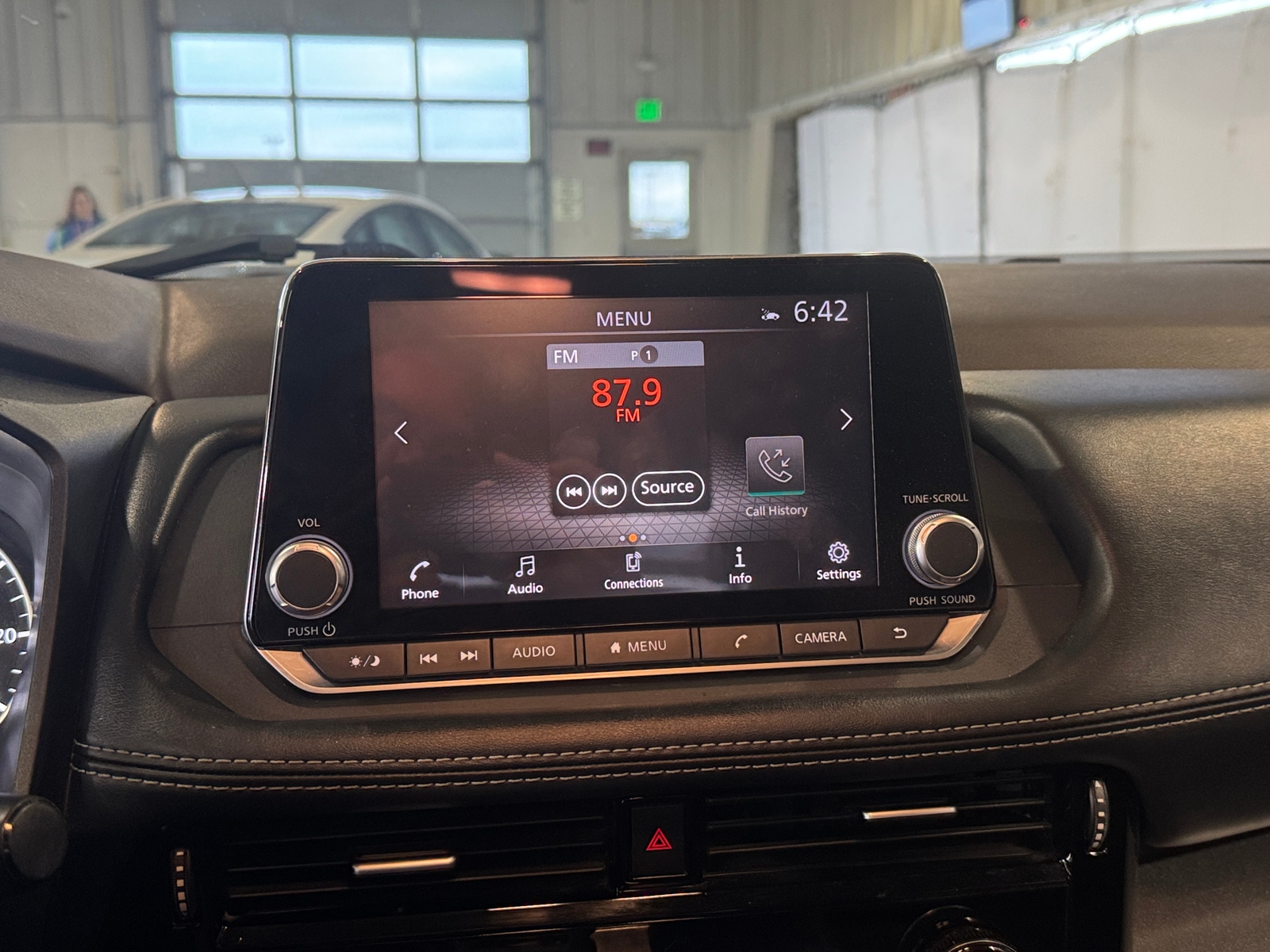 Thumbnail: 2021 Nissan Rogue - 4