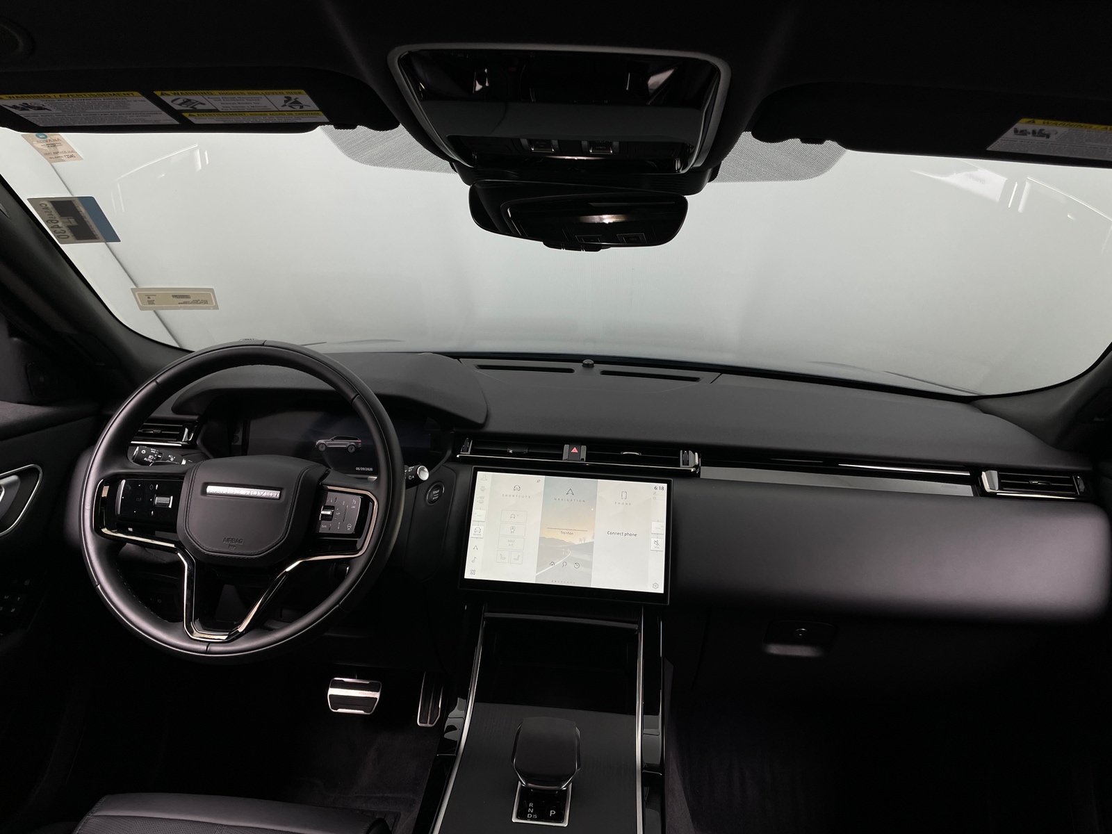 Thumbnail: 2024 Land Rover Range Rover Velar - 2