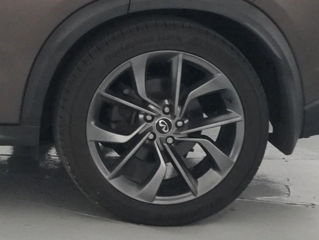 2019 INFINITI QX50 Essential - Photo 12