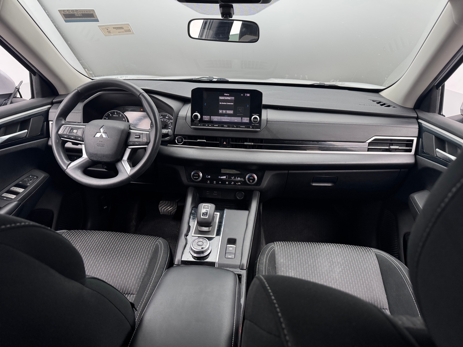 Thumbnail: 2022 Mitsubishi Outlander - 3