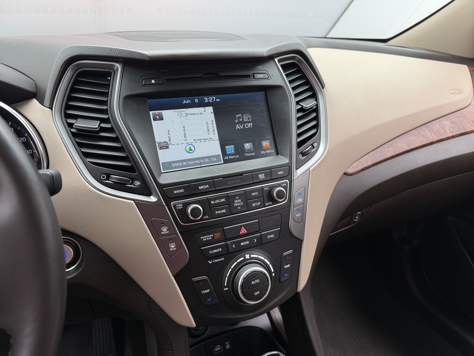 Thumbnail: 2018 Hyundai Santa Fe - 3