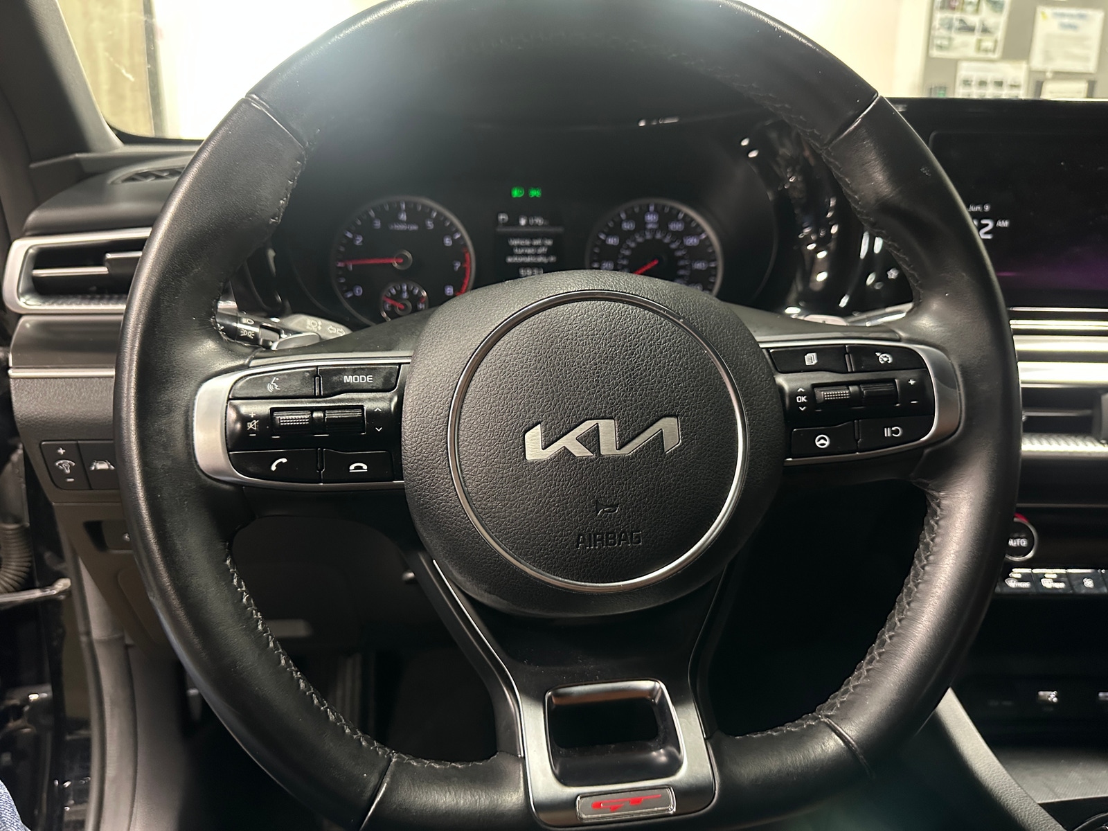 Thumbnail: 2022 Kia K5 - 4