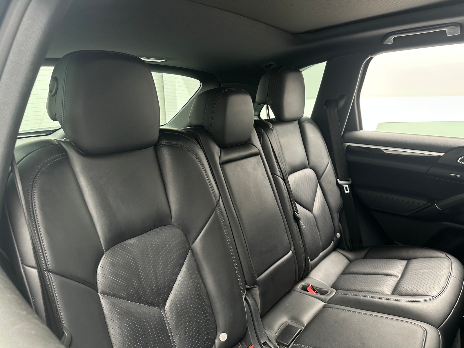 Thumbnail: 2016 Porsche Cayenne - 5