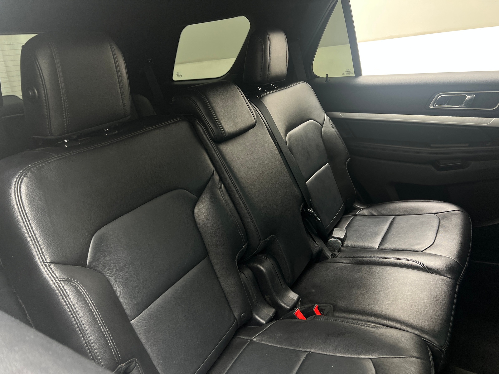 Thumbnail: 2017 Ford Explorer - 5