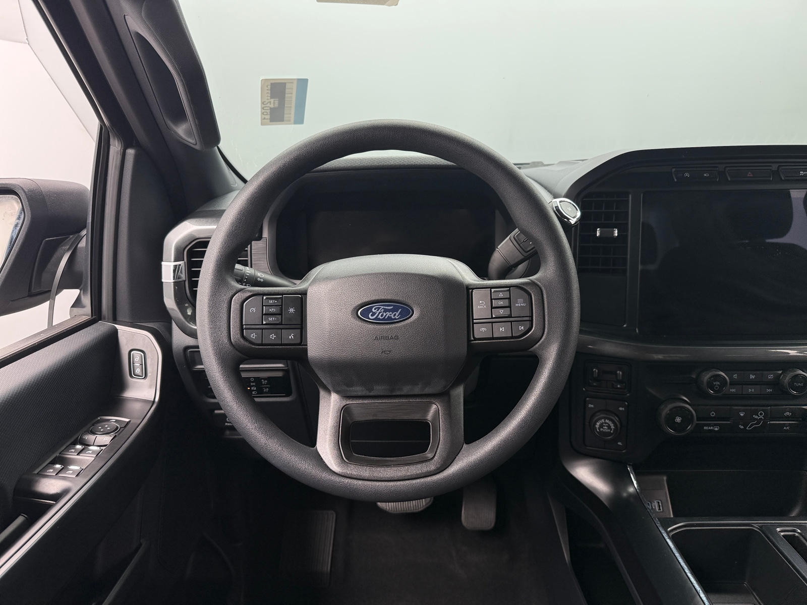 Thumbnail: 2024 Ford Econoline - 5