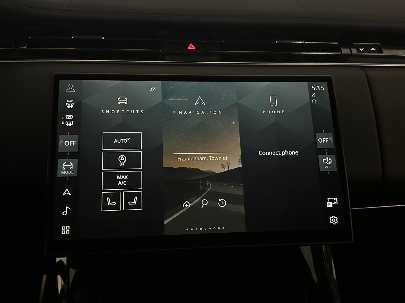 Thumbnail: 2024 Land Rover Range Rover Sport - 3
