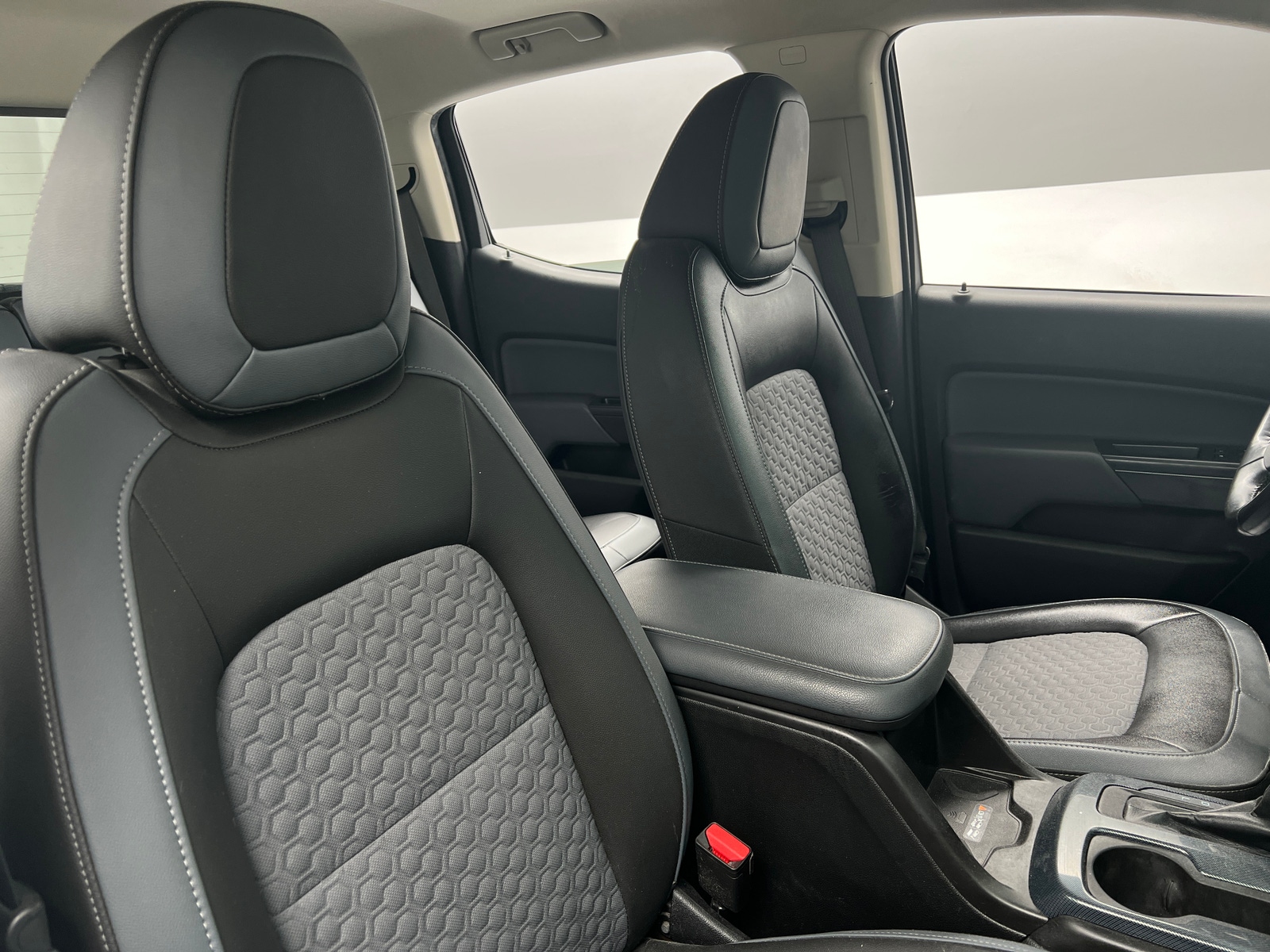 Thumbnail: 2021 Chevrolet Colorado - 2