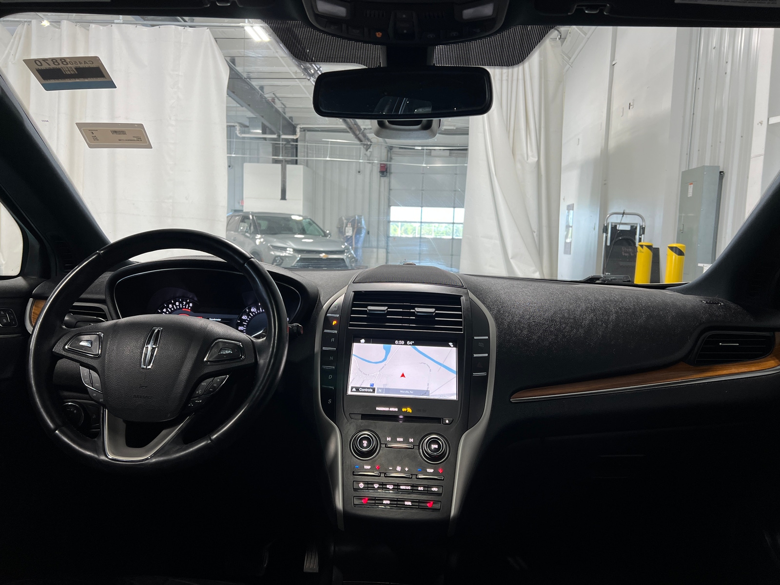 Thumbnail: 2019 Lincoln MKC - 2