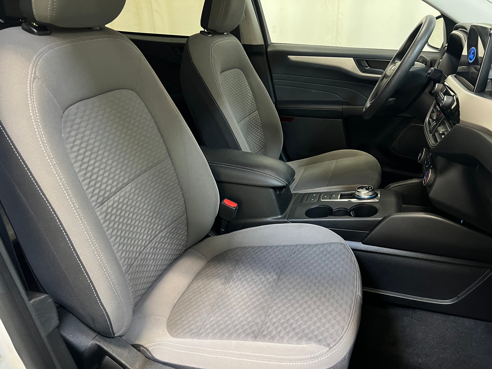 Thumbnail: 2022 Ford Escape - 2