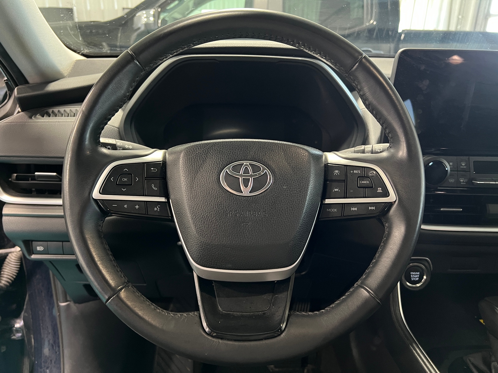 Thumbnail: 2025 Toyota Grand Highlander - 4