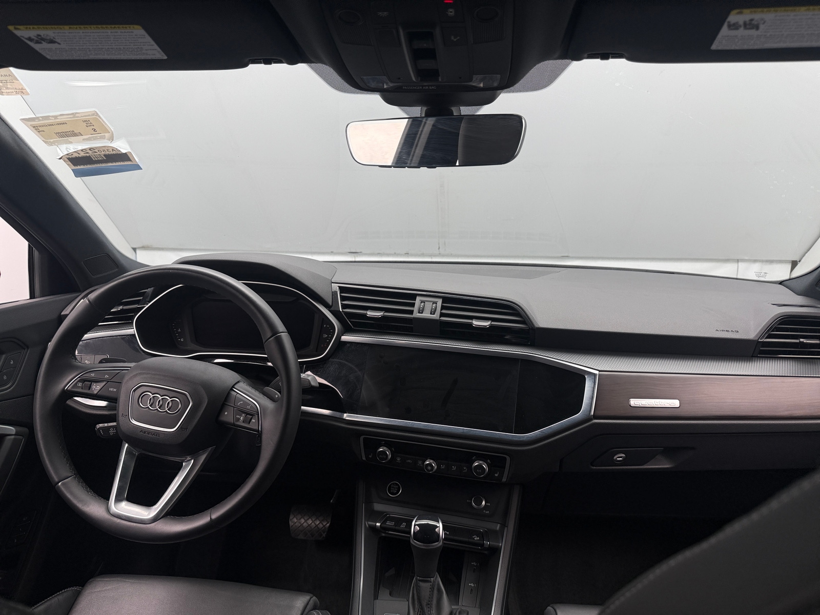 Thumbnail: 2024 Audi Q3 - 2