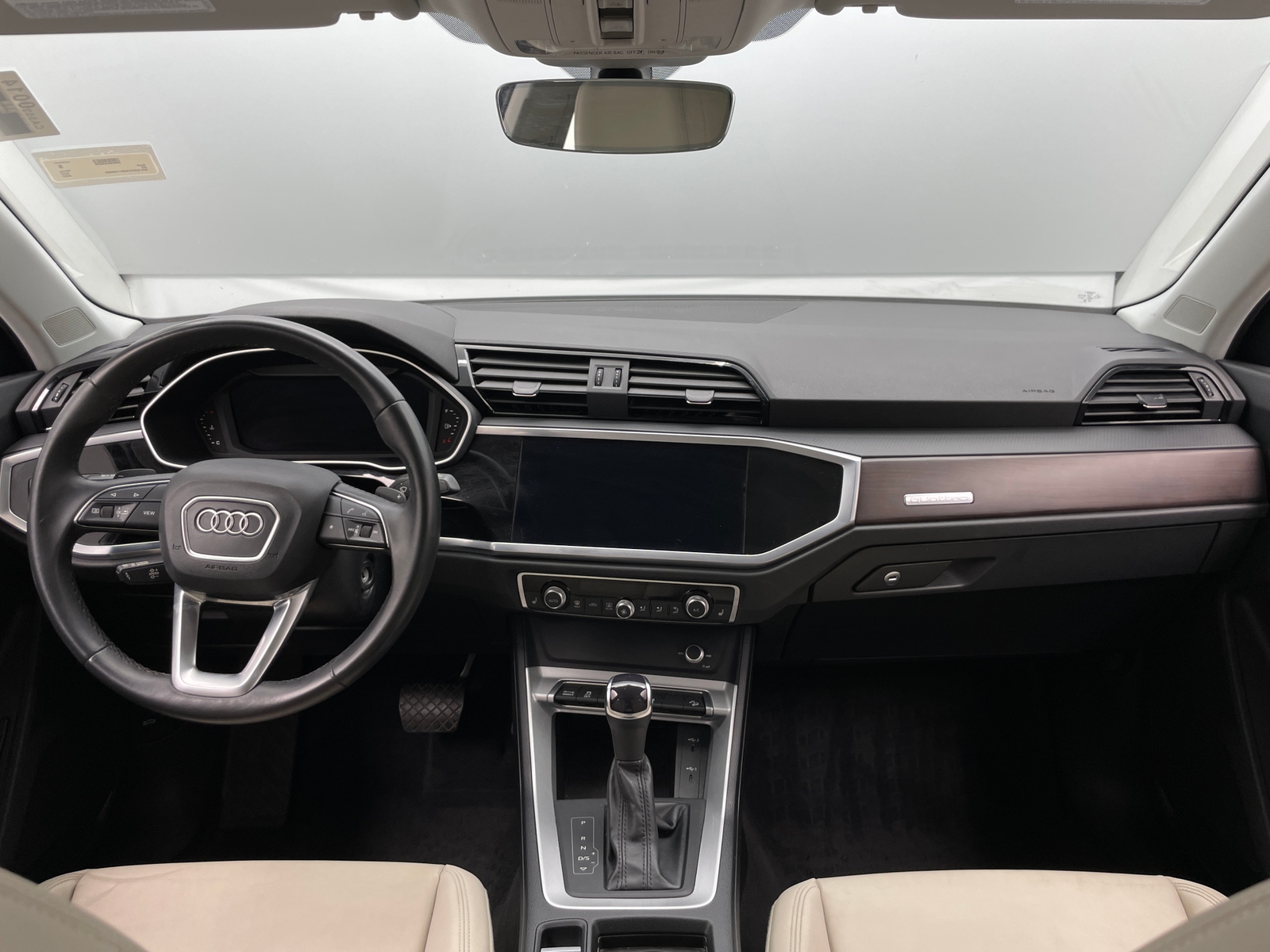 Thumbnail: 2022 Audi Q3 - 2
