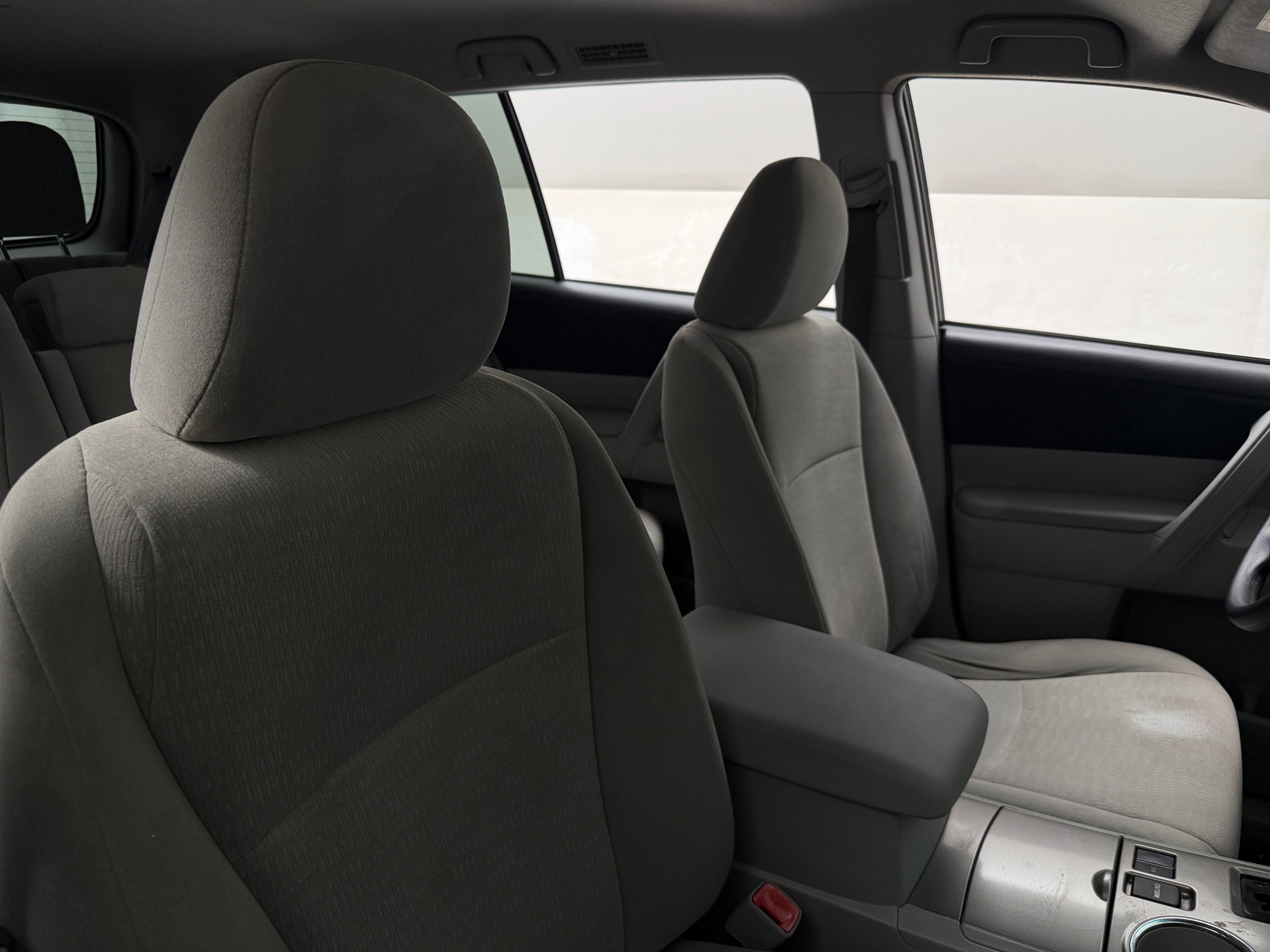 Thumbnail: 2012 Toyota Highlander - 2