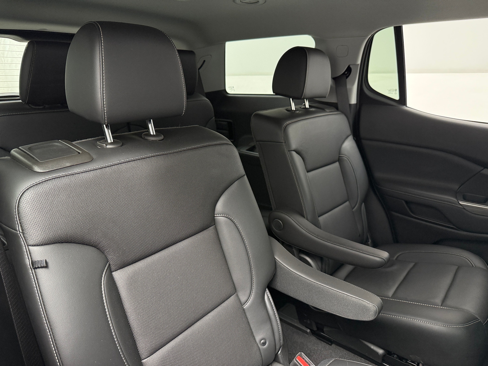 Thumbnail: 2021 GMC Acadia - 5