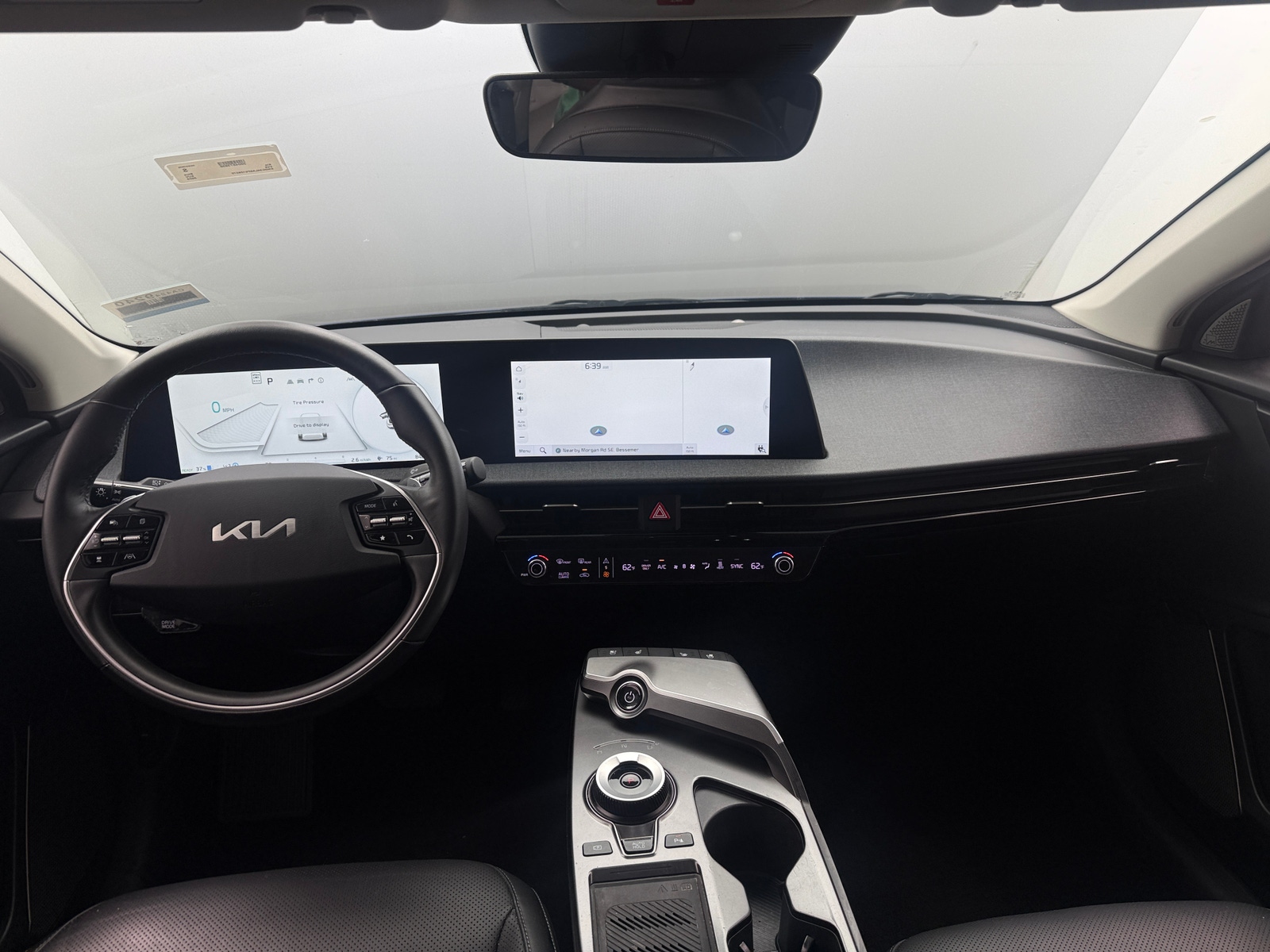 Thumbnail: 2023 Kia EV6 - 2