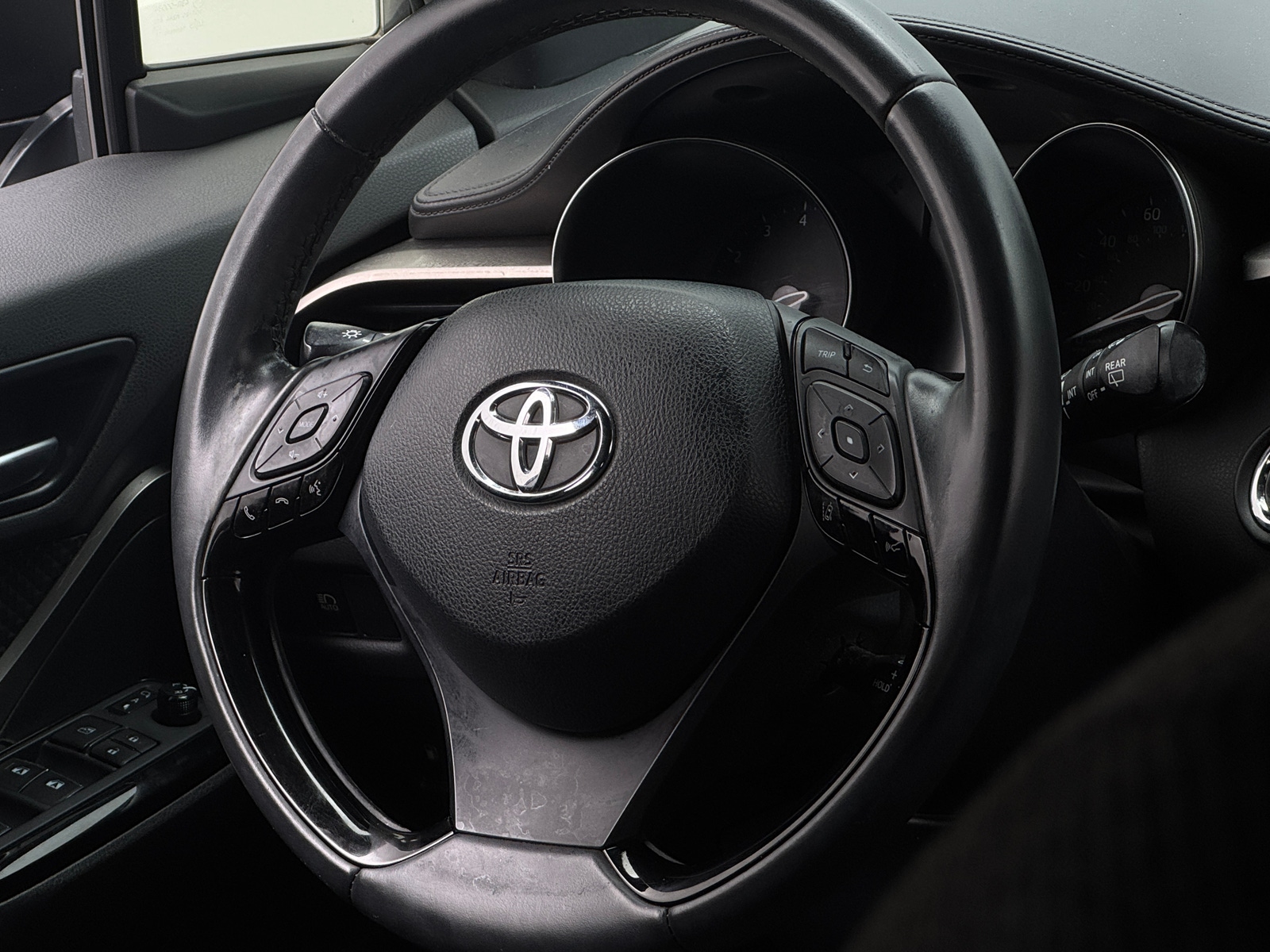 Thumbnail: 2019 Toyota C-HR - 5