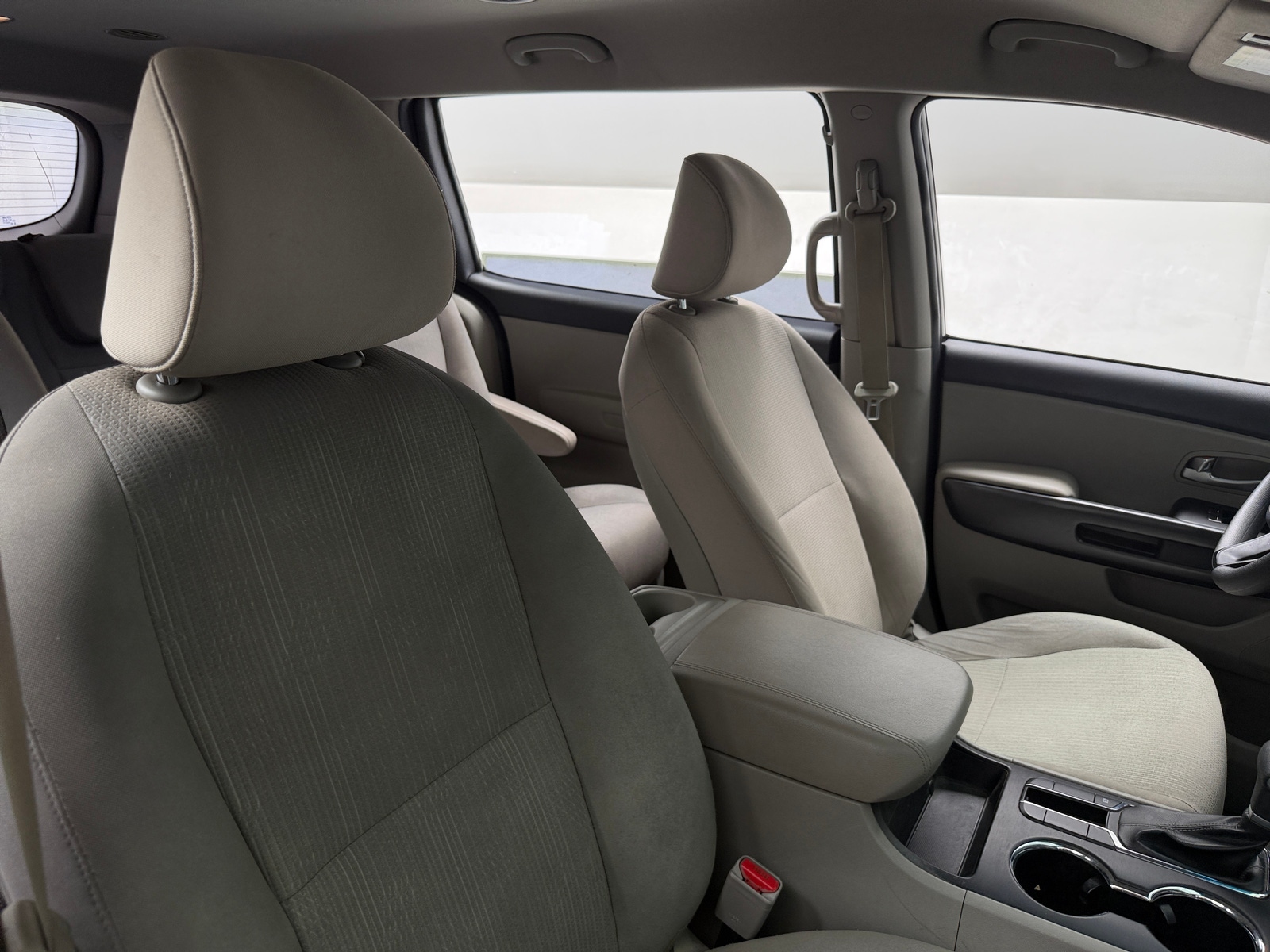 Thumbnail: 2019 Kia Sedona - 2
