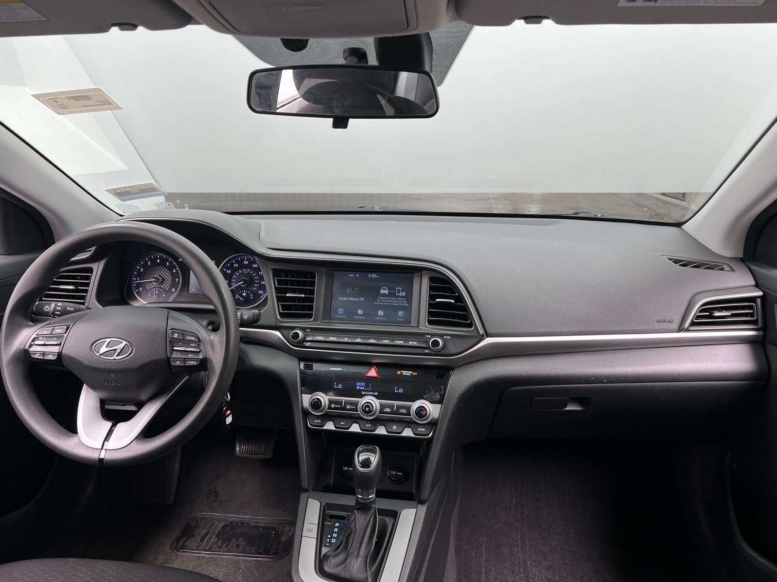 Thumbnail: 2020 Hyundai Elantra - 3