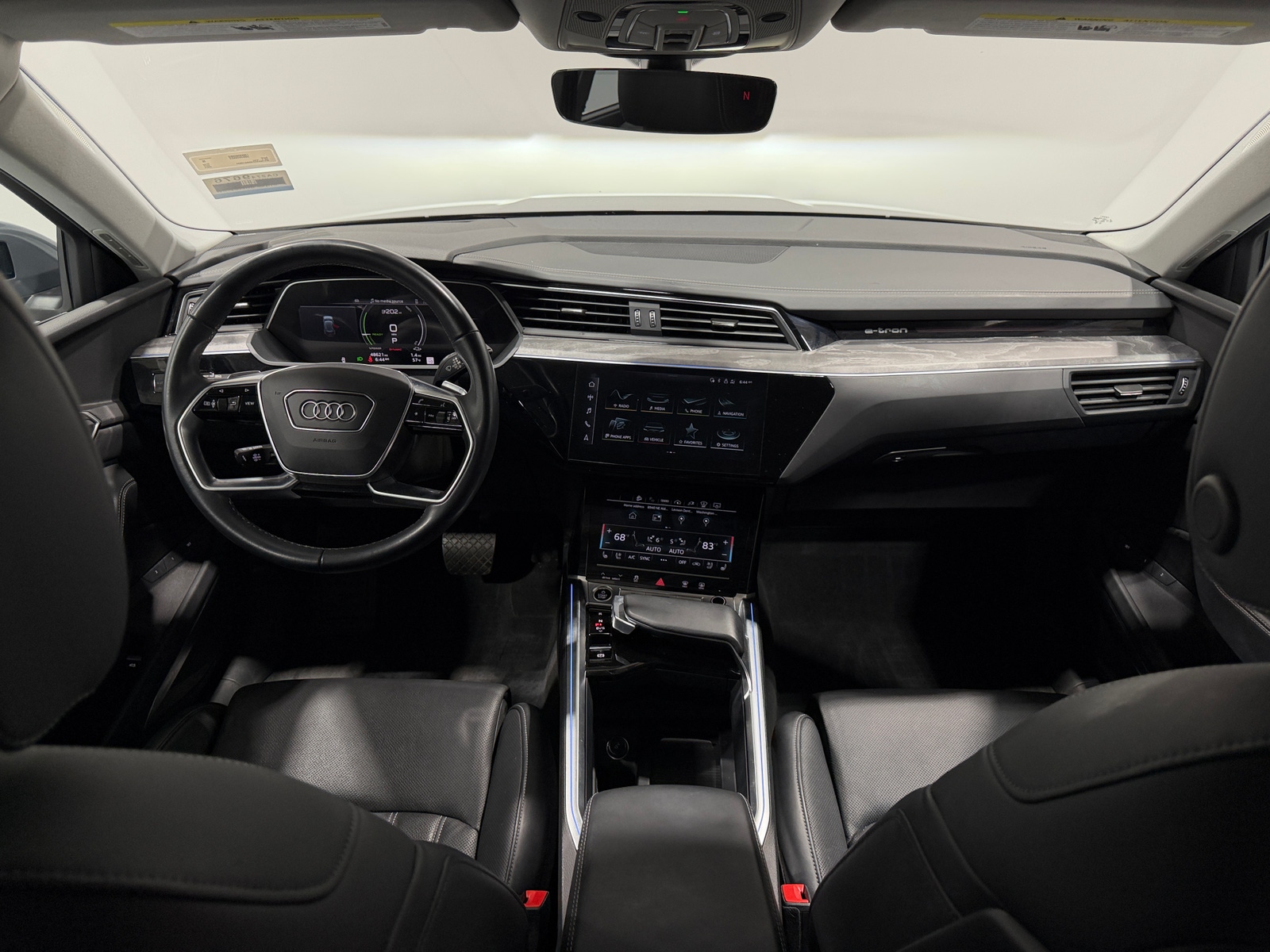 Thumbnail: 2024 Audi Q8 e-tron - 2