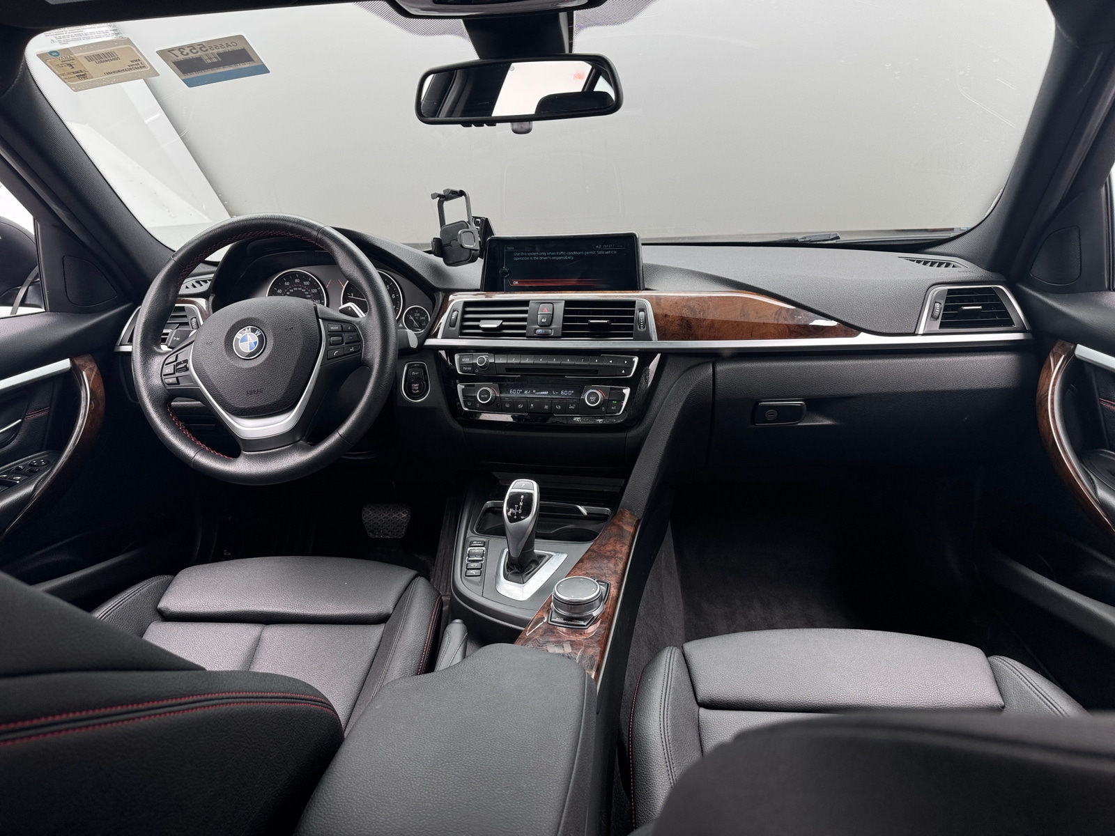 Thumbnail: 2017 BMW 3 Series - 2