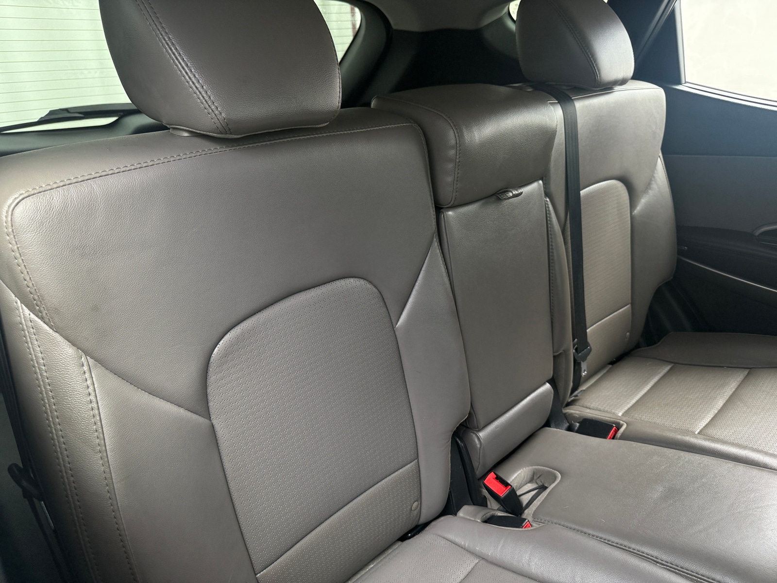 Thumbnail: 2016 Hyundai Santa Fe - 6