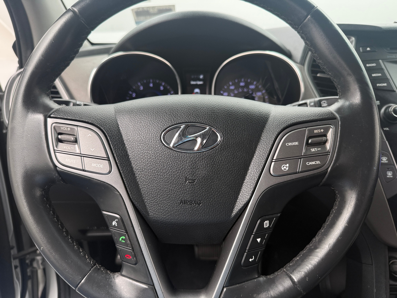 Thumbnail: 2016 Hyundai Santa Fe - 5