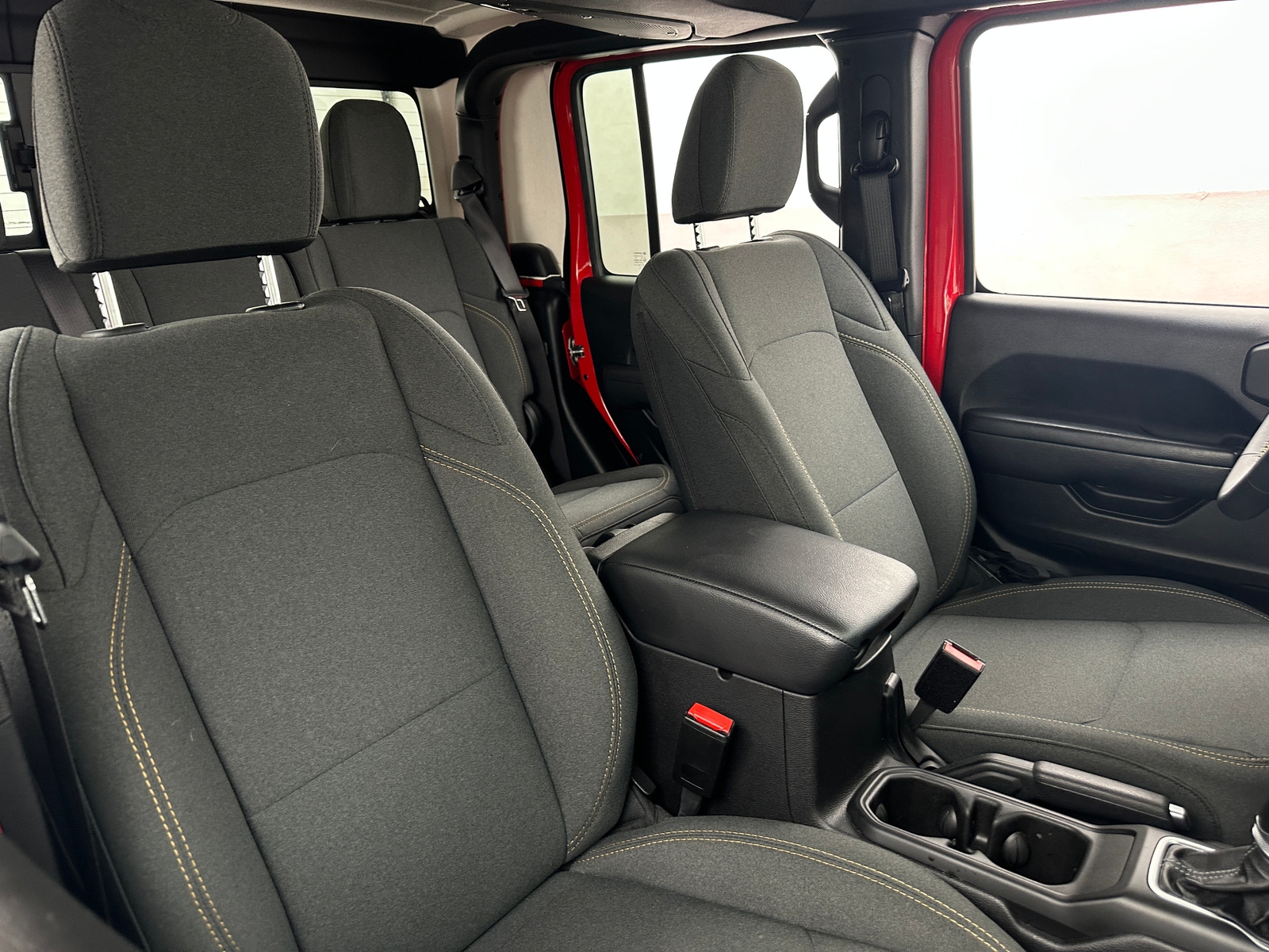 Thumbnail: 2024 Jeep Gladiator - 2
