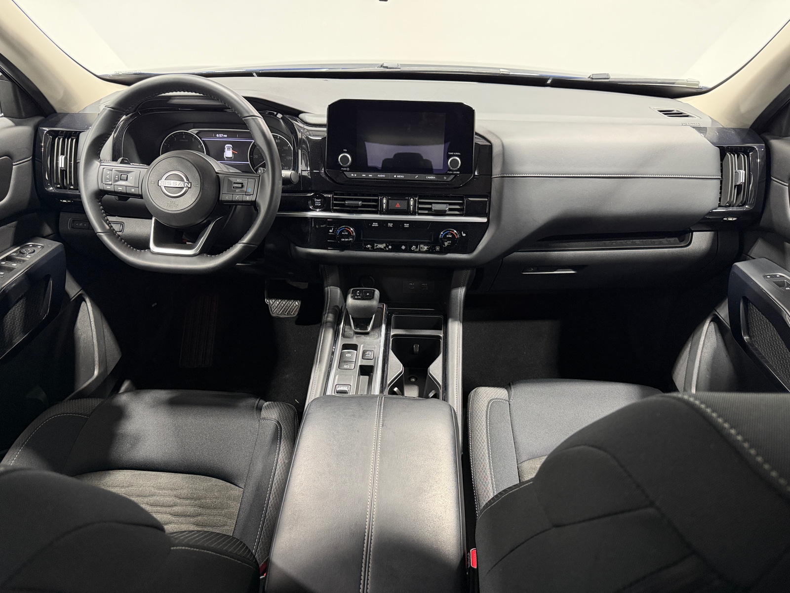 Thumbnail: 2025 Nissan Pathfinder - 3