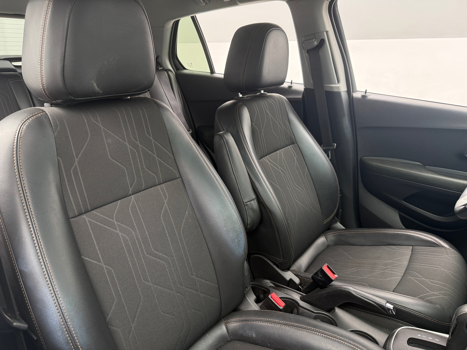 Thumbnail: 2019 Chevrolet Trax - 2