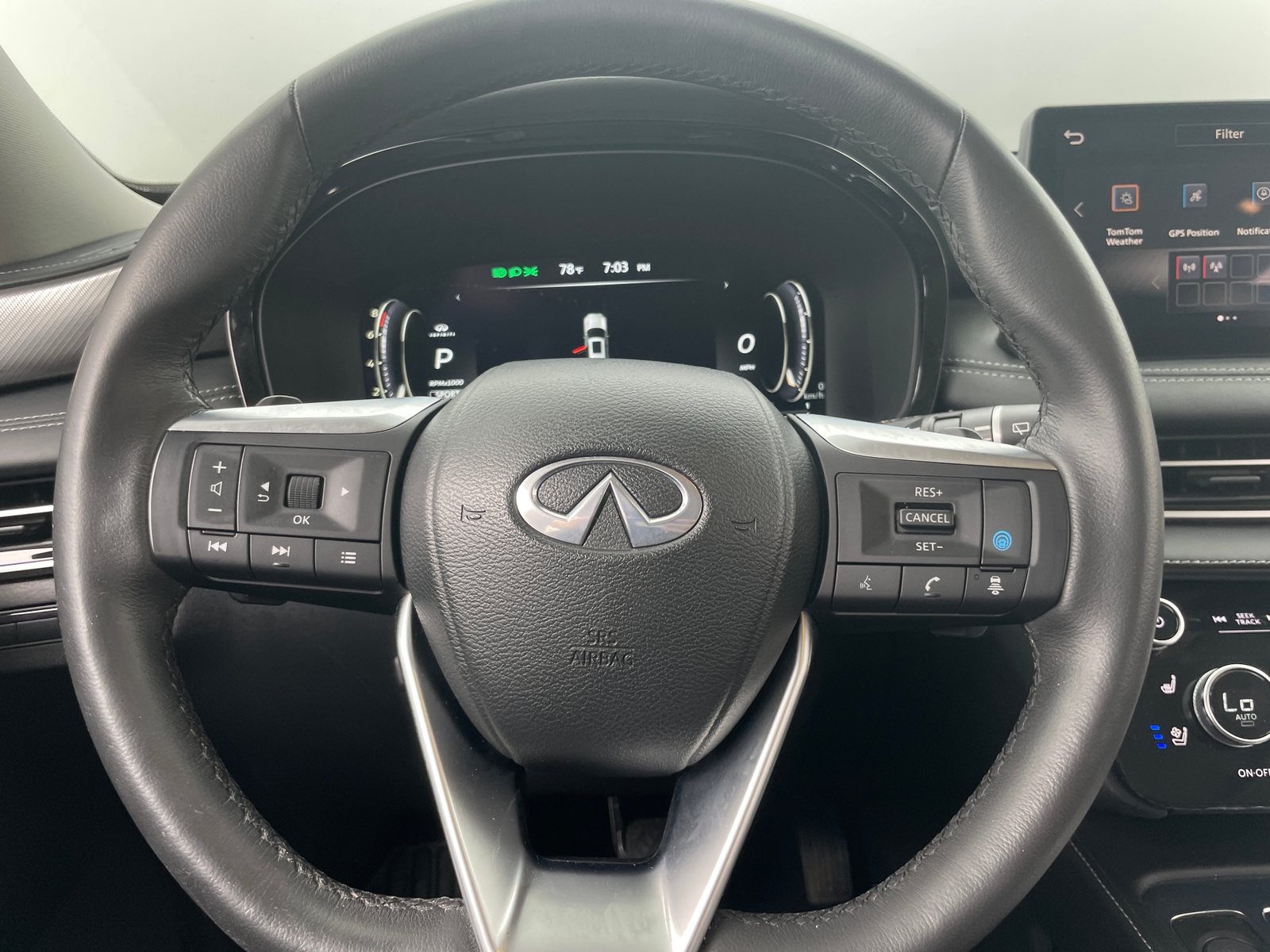 Thumbnail: 2023 INFINITI QX60 - 4