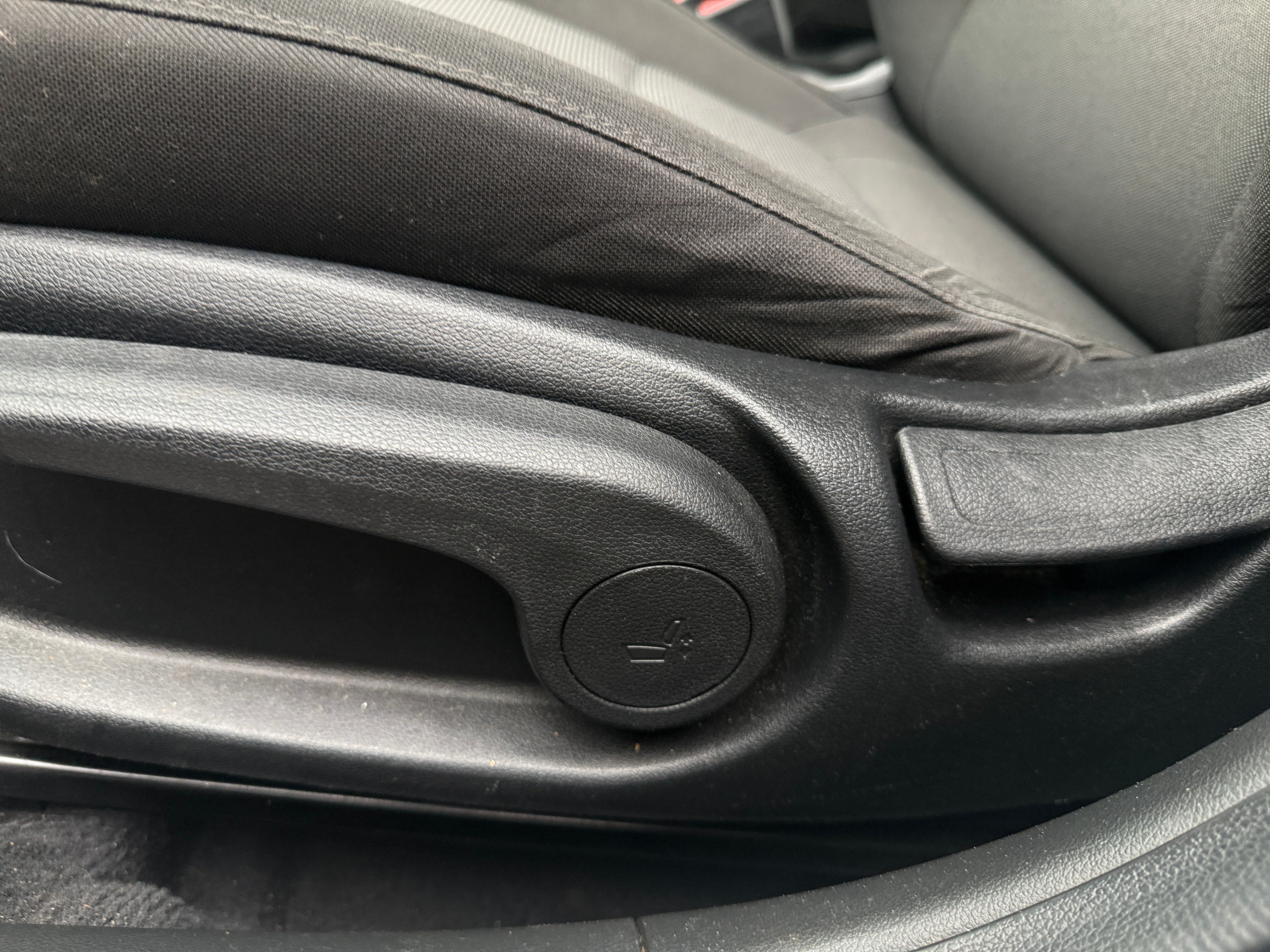 2021 Hyundai Accent SE - Photo 8