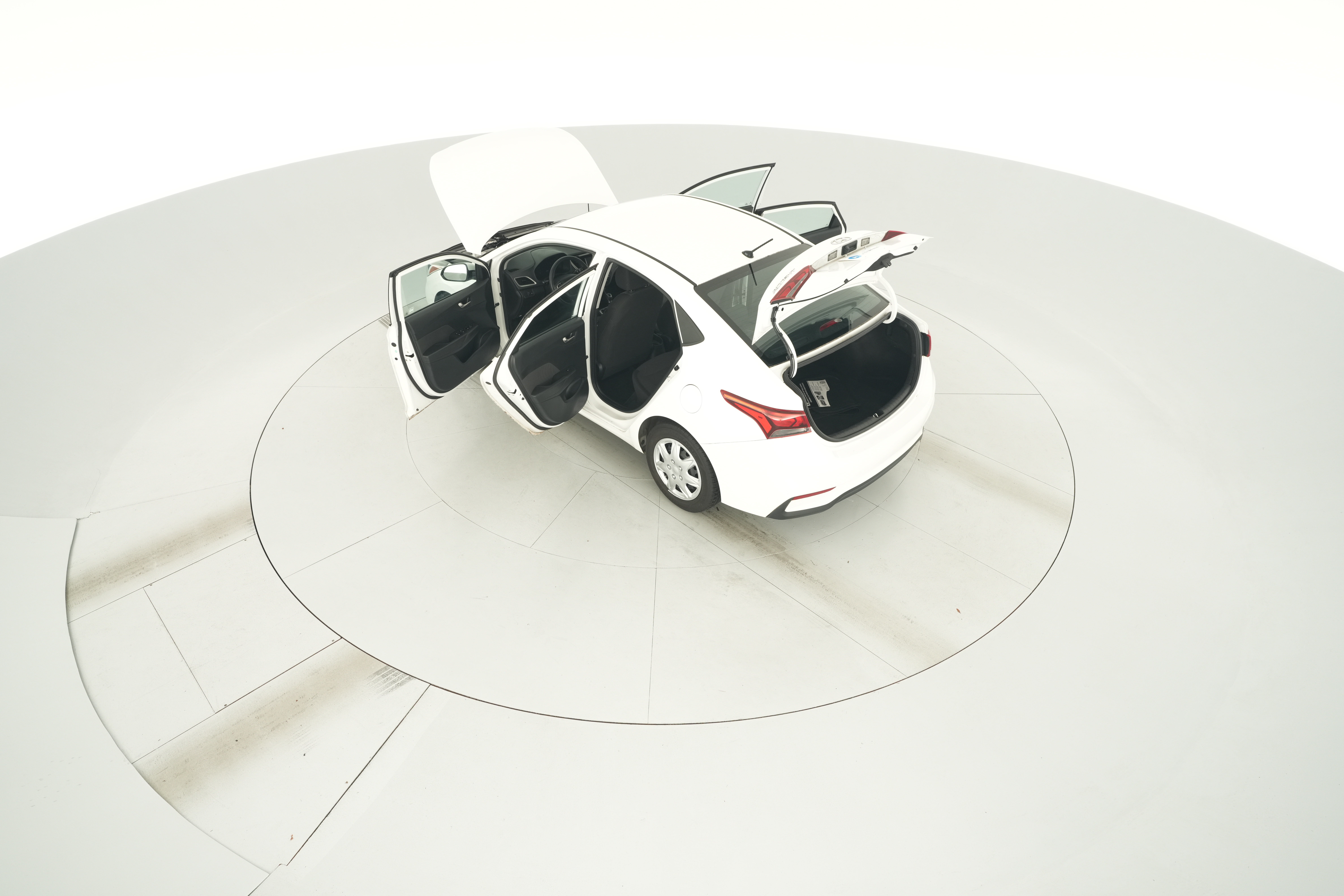 2021 Hyundai Accent SE - Photo 40