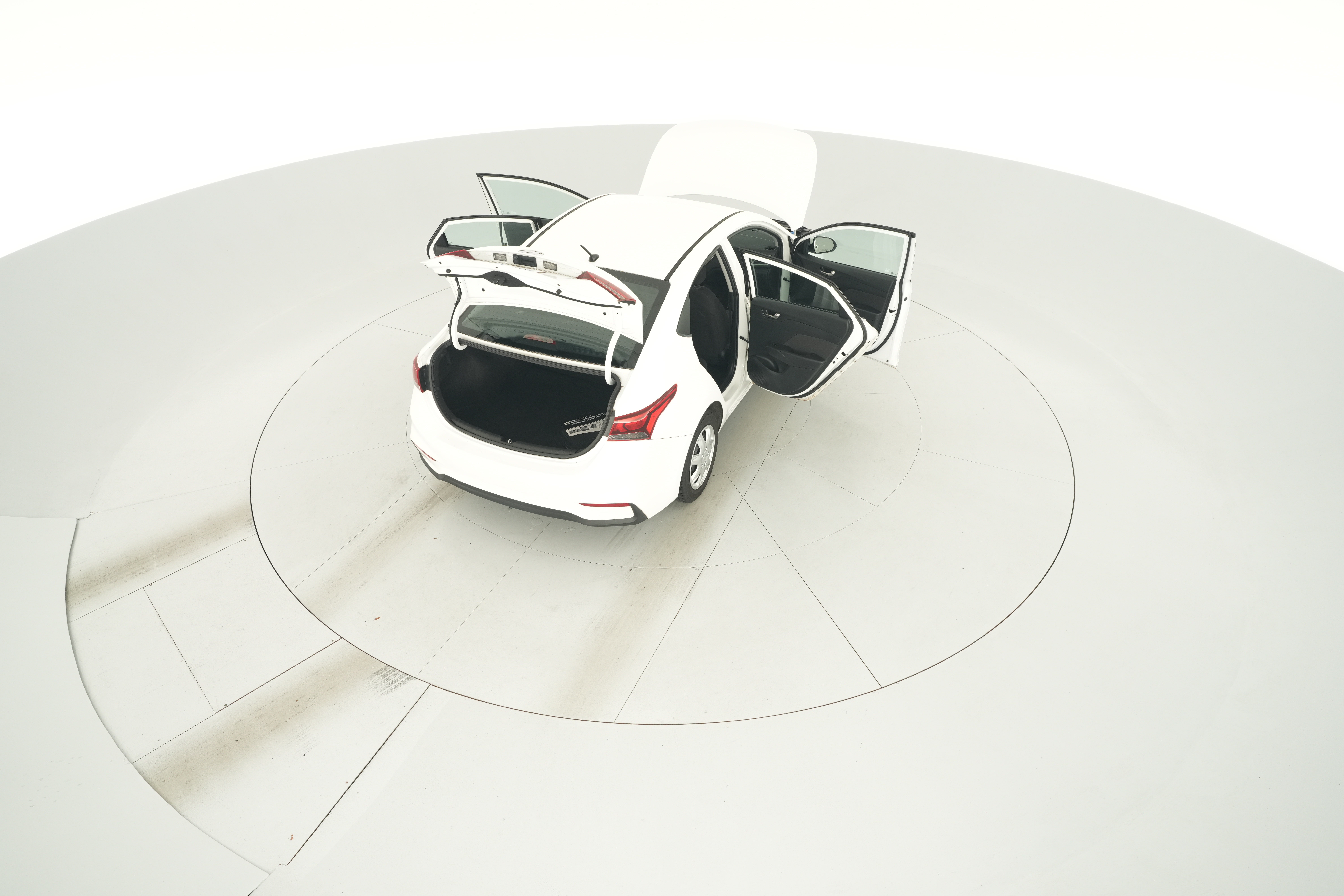 2021 Hyundai Accent SE - Photo 43