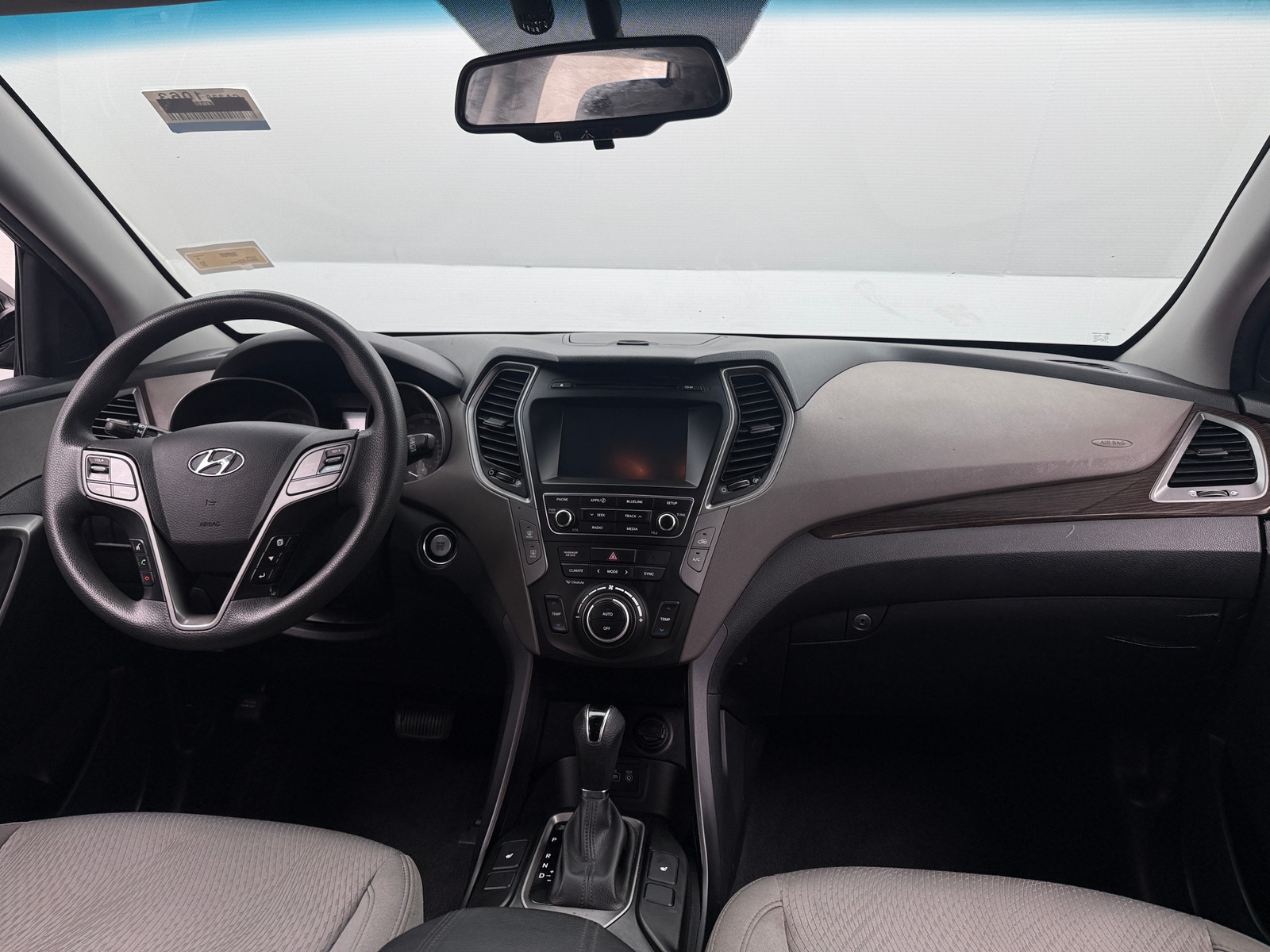 Thumbnail: 2018 Hyundai Santa Fe - 3