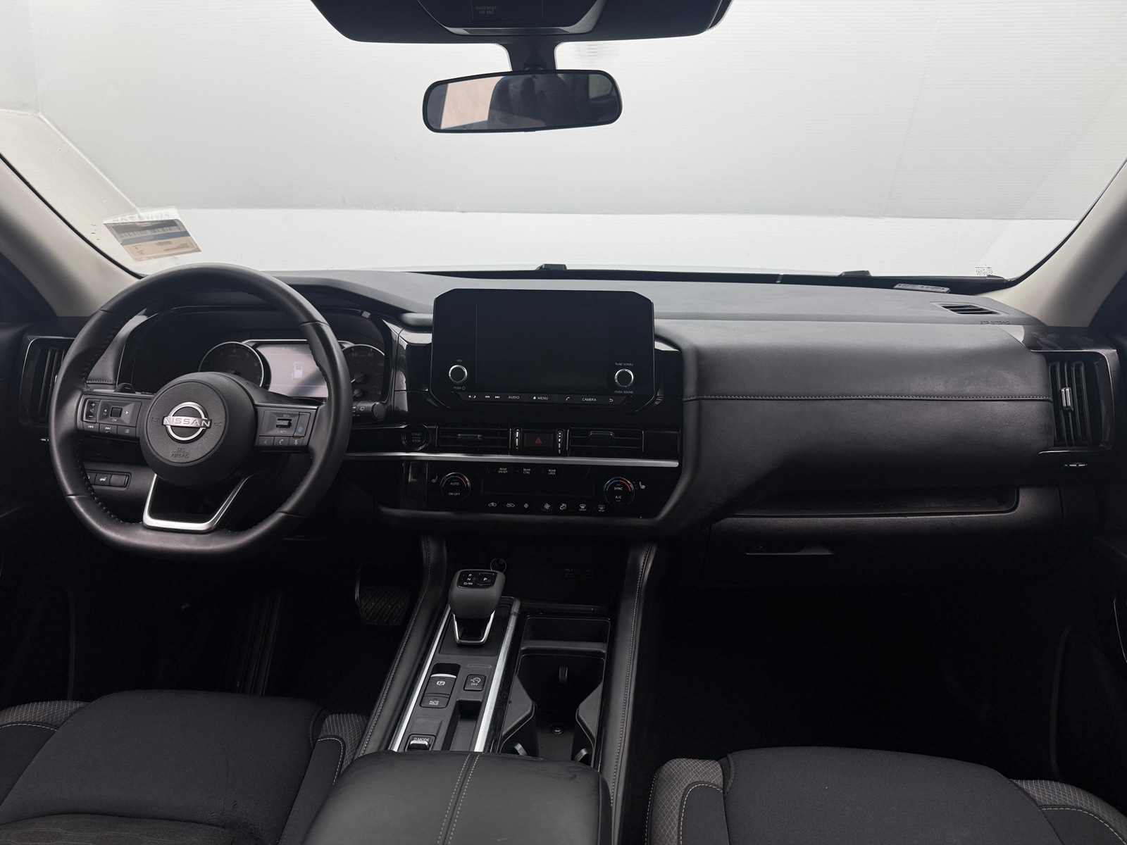 Thumbnail: 2025 Nissan Pathfinder - 3